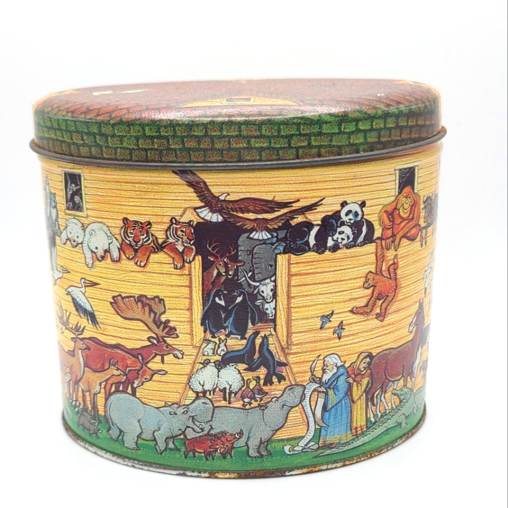 Vintage Noahs Ark Tin With Lid Colorful Matte Finish 4x5x3.5 Inches